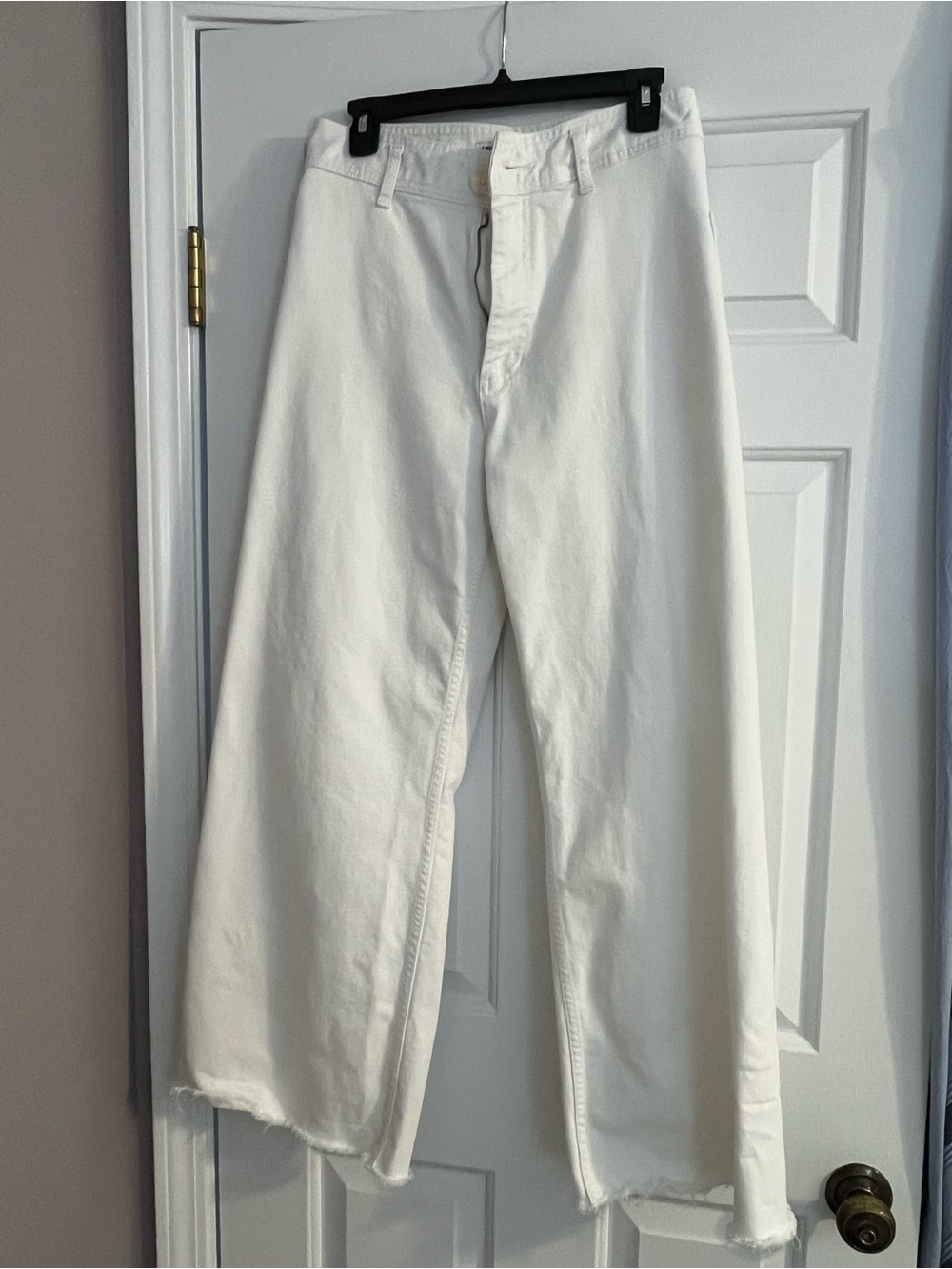 Zara White Denim Jeans with Branded Waist Label